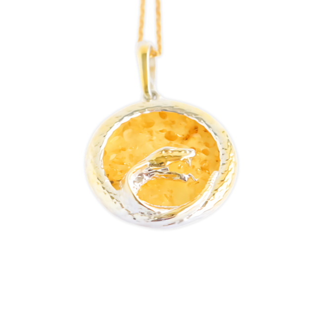 Baltic Lemon Amber Cobra Charm Pendant Necklace in 14k Gold Plated s925