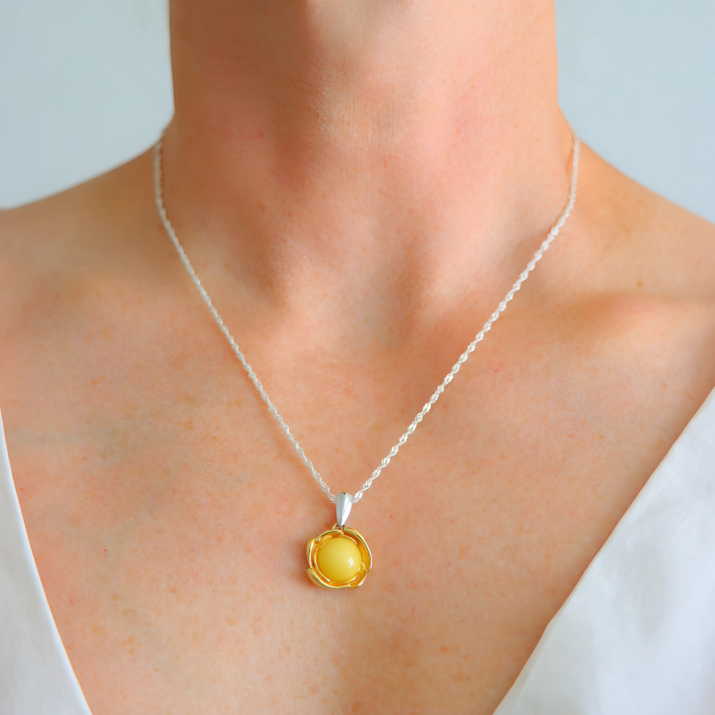 Butterscotch Amber Delicate Pendant-14k Gold Plated s925
