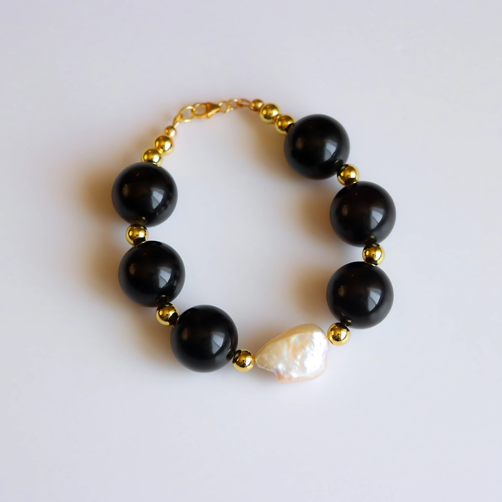 Baltic Cherry Amber Bracelet with Baroque Pearl  – 18k Gold Filled