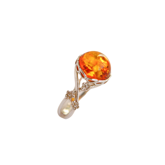 Baltic cognac amber flower ring in 925 sterling silver with delicate floral accents.