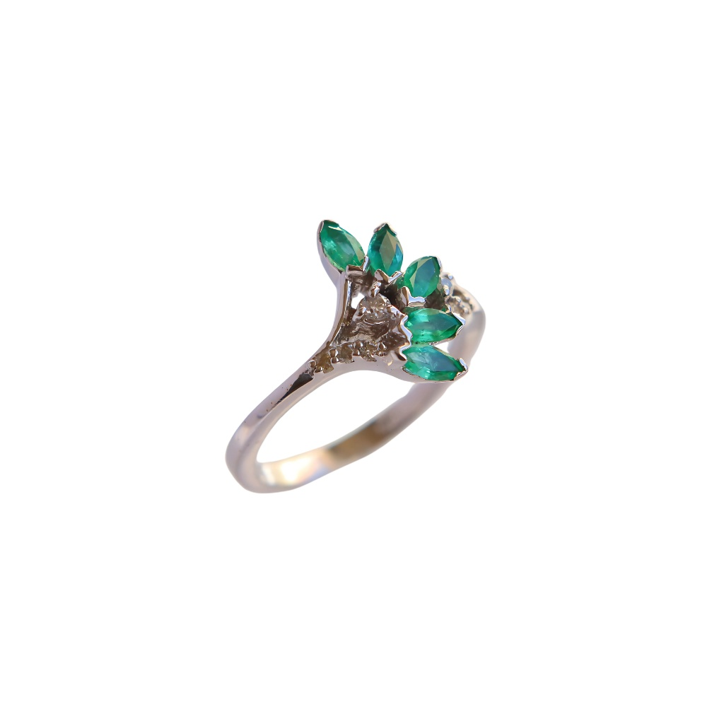 natural emerald gemstone