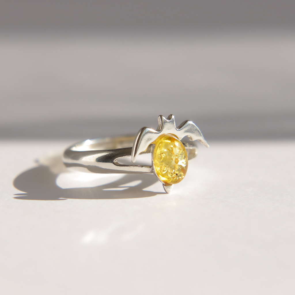 Lemon Baltic Amber Bat Ring in Sterling Silver
