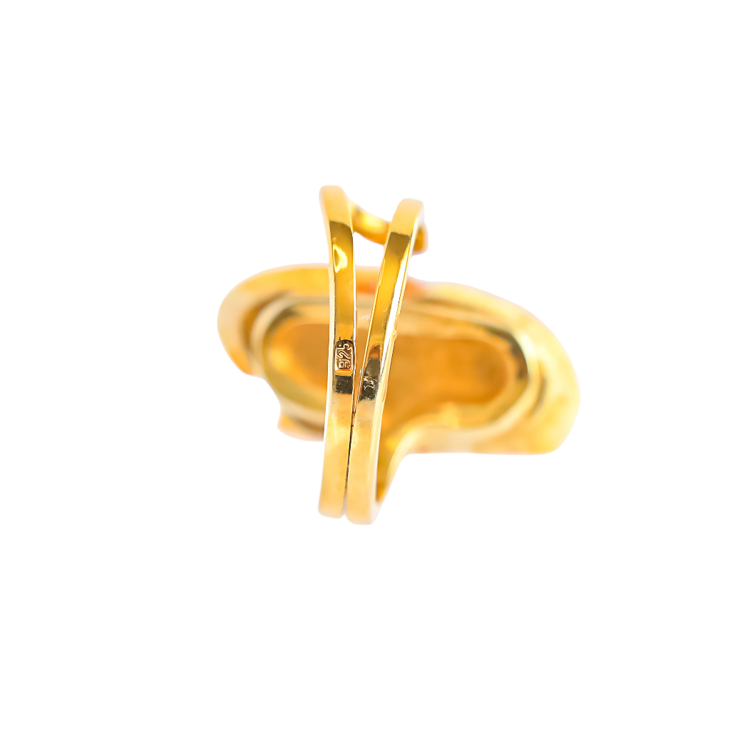 Baltic white and honey amber gold ring in s925 sterling silver with 14k gold plating.