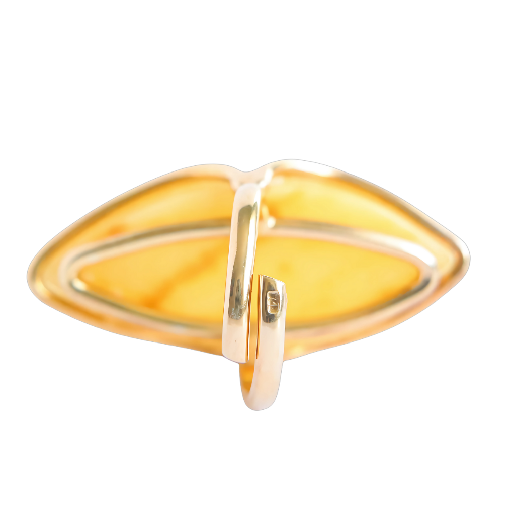 Butterscotch amber ring in 14k gold plated s925 sterling silver, handmade and adjustable.