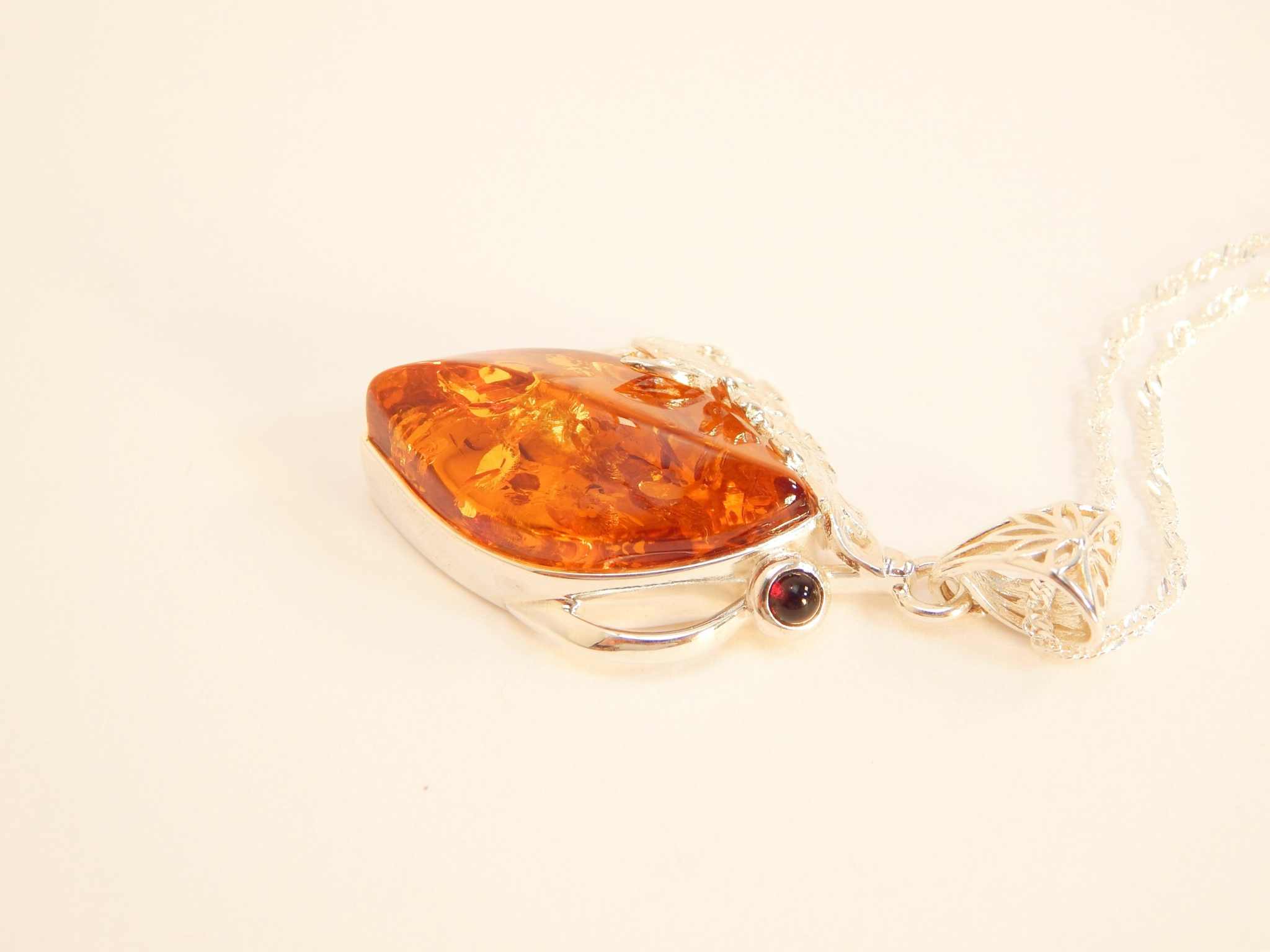 Natural Baltic Cognac Amber Floral Pendant Regal Necklace in 925 Sterling Silver