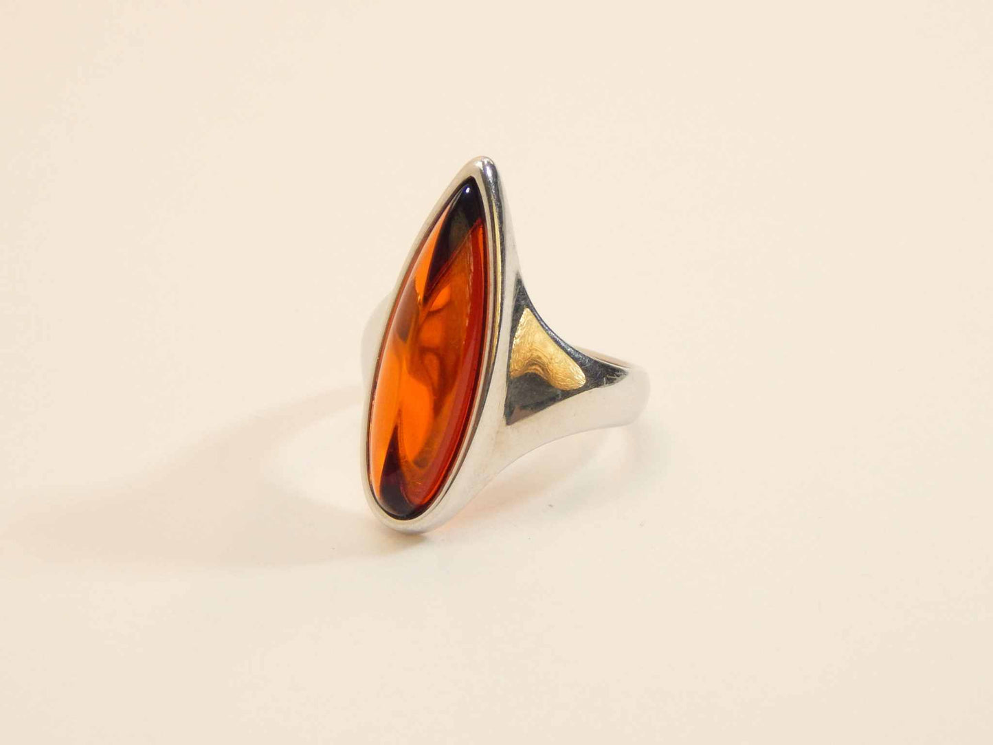 Natural Baltic Cherry Lithuanian Amber Modern Chic Ring in 925 Sterling Silver