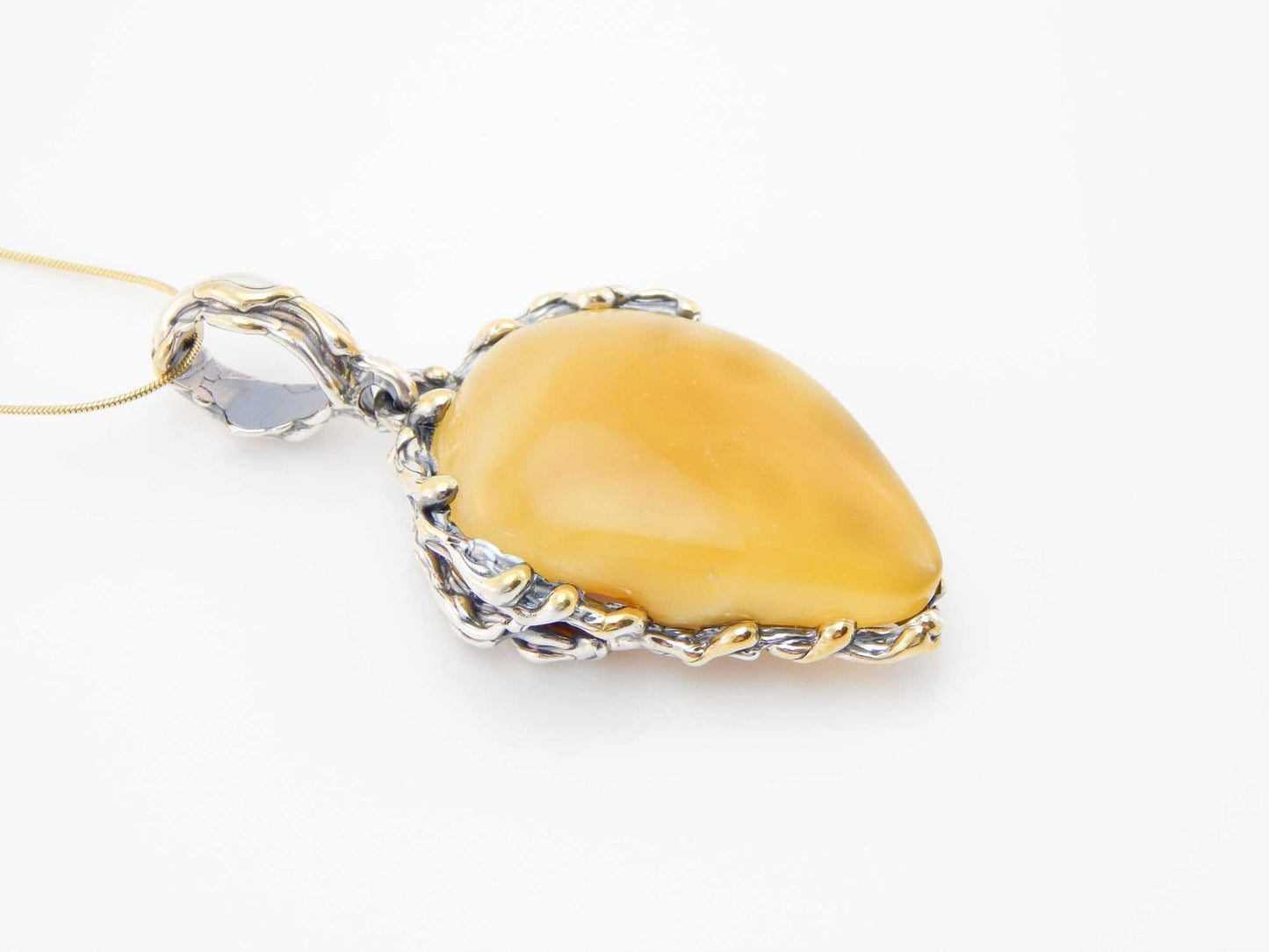 Natural Baltic Butterscotch Sleepy Hallow Limited Edition Pendant Necklace in 925 Sterling Silver