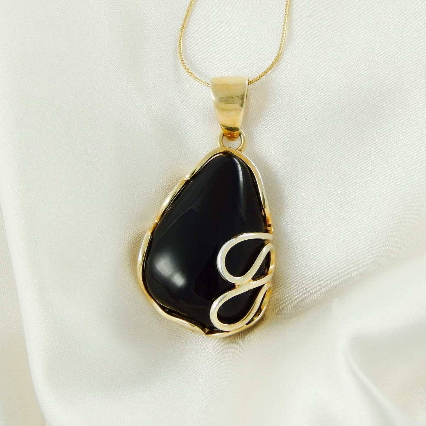 black cherry amber pendant necklace