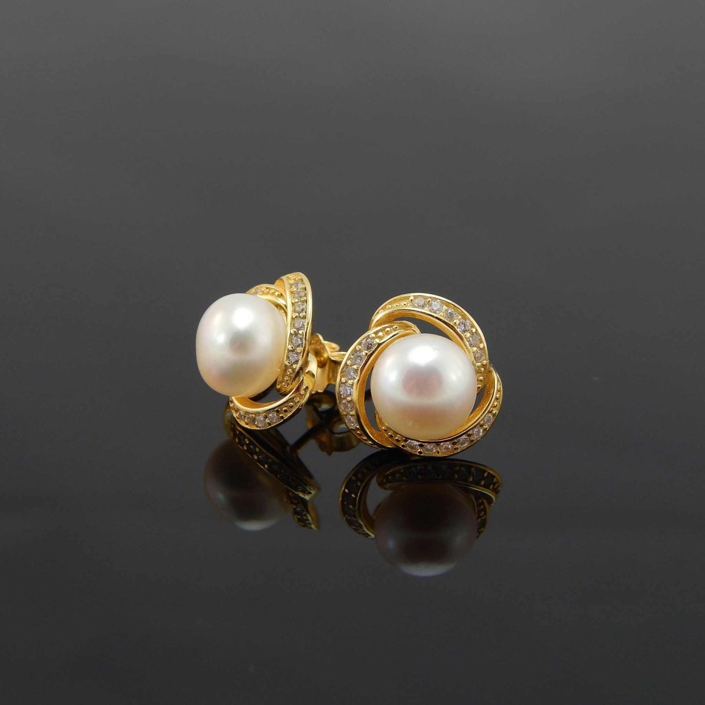 Genuine Fresh Water Pearl and Cubic Zirconia Stud Earrings in 925 Sterling Silver