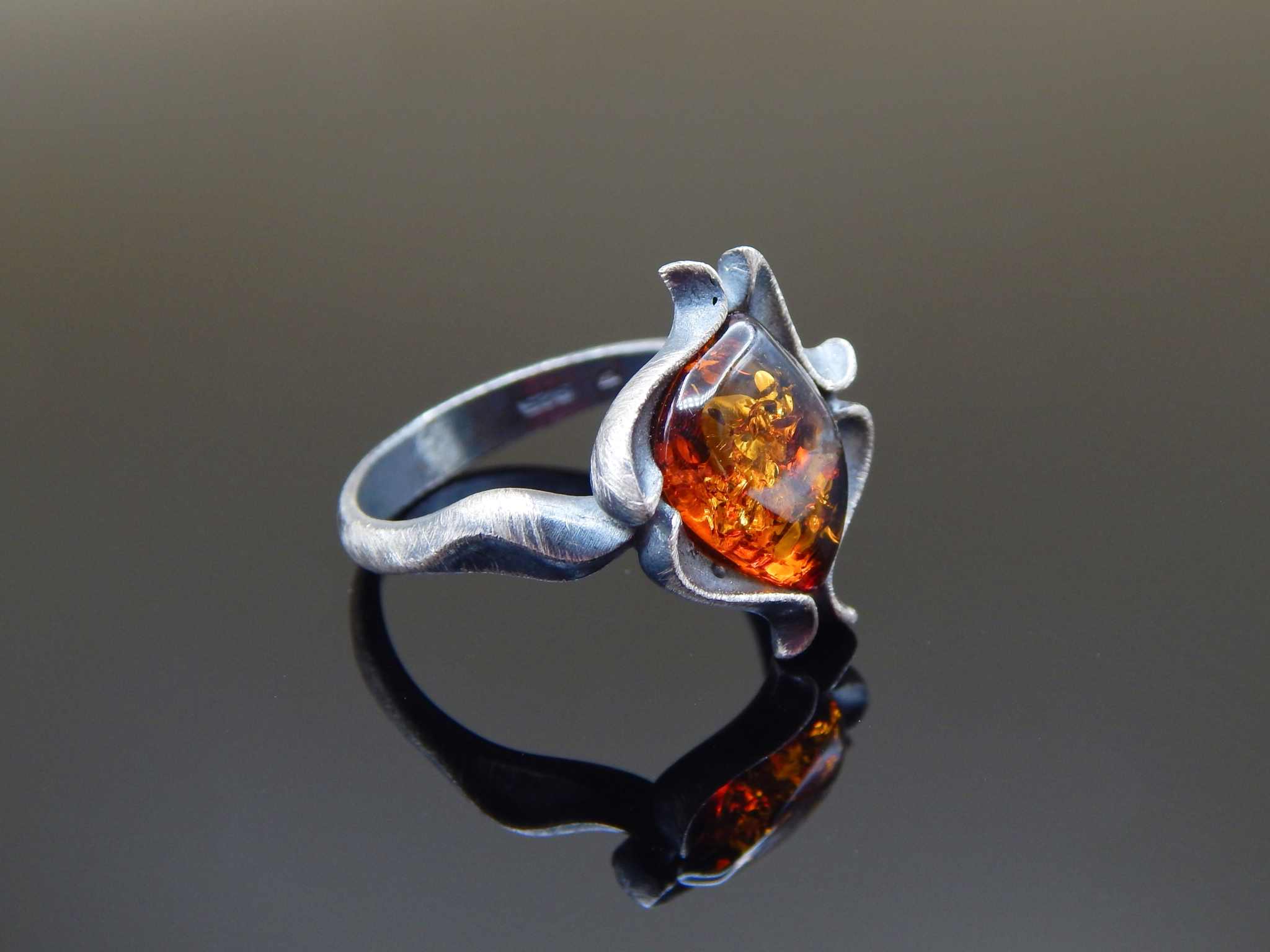 Natural Baltic Cognac Amber Viking Ring in 925 Sterling Silver