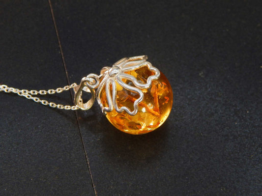 Natural Baltic Lemon Amber Sphere Floral Pendant in 925 Sterling Silver