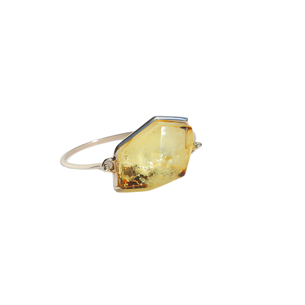 Handcrafted green amber bracelet in sterling silver, designed by Mariusz Gliwinski, showcasing modern artistry.