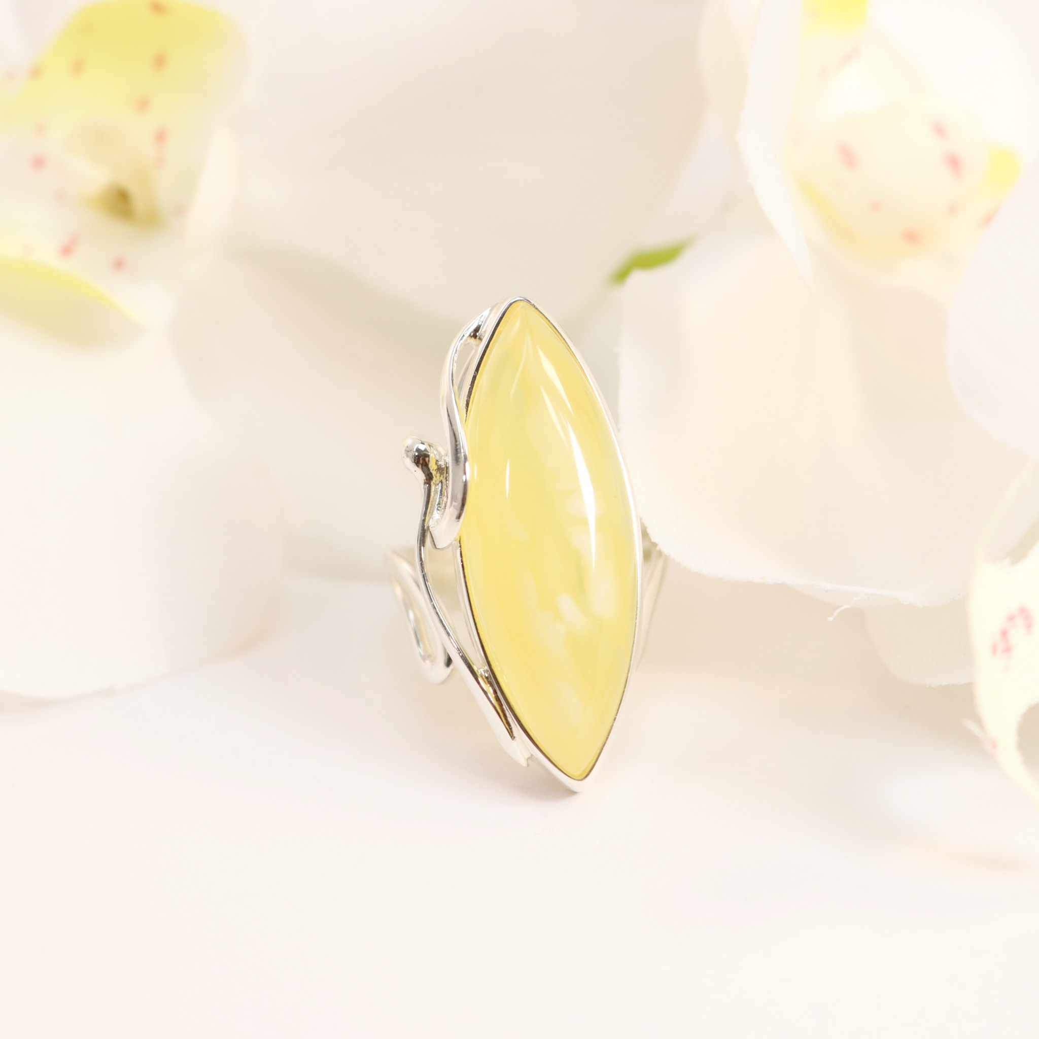 Natural Baltic Lemon Amber Marquise Cut Statement Ring in 925 Sterling Silver