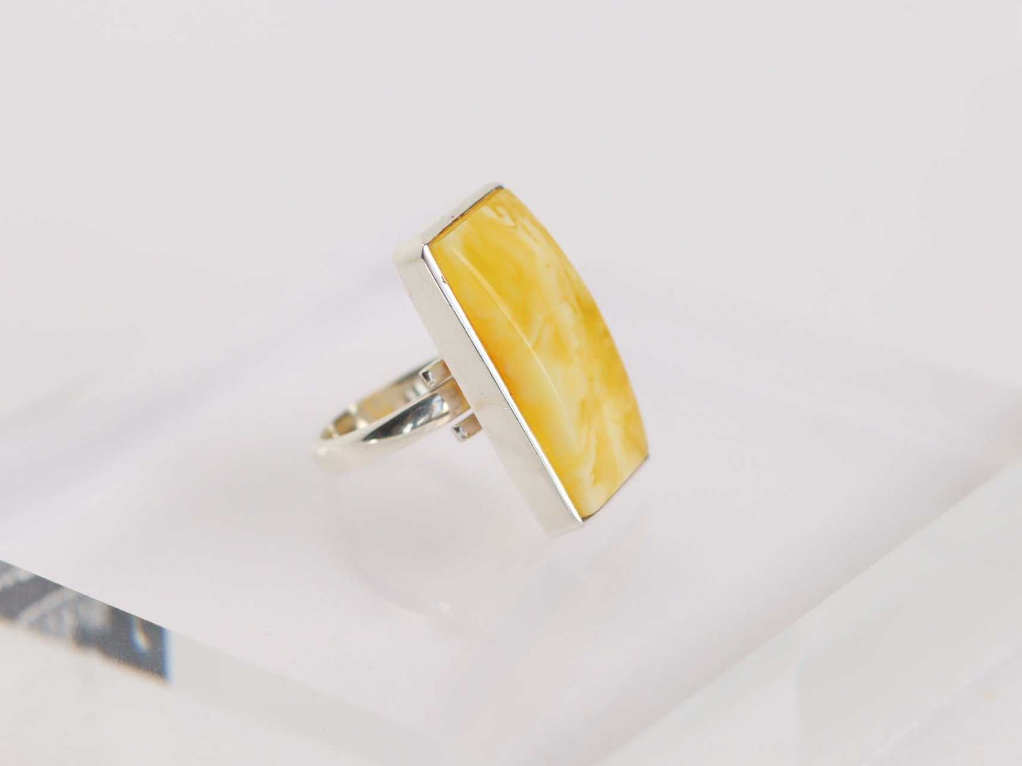 Natural Baltic Lemon and White Marbled Amber Statement Ring in 925 Sterling Silver