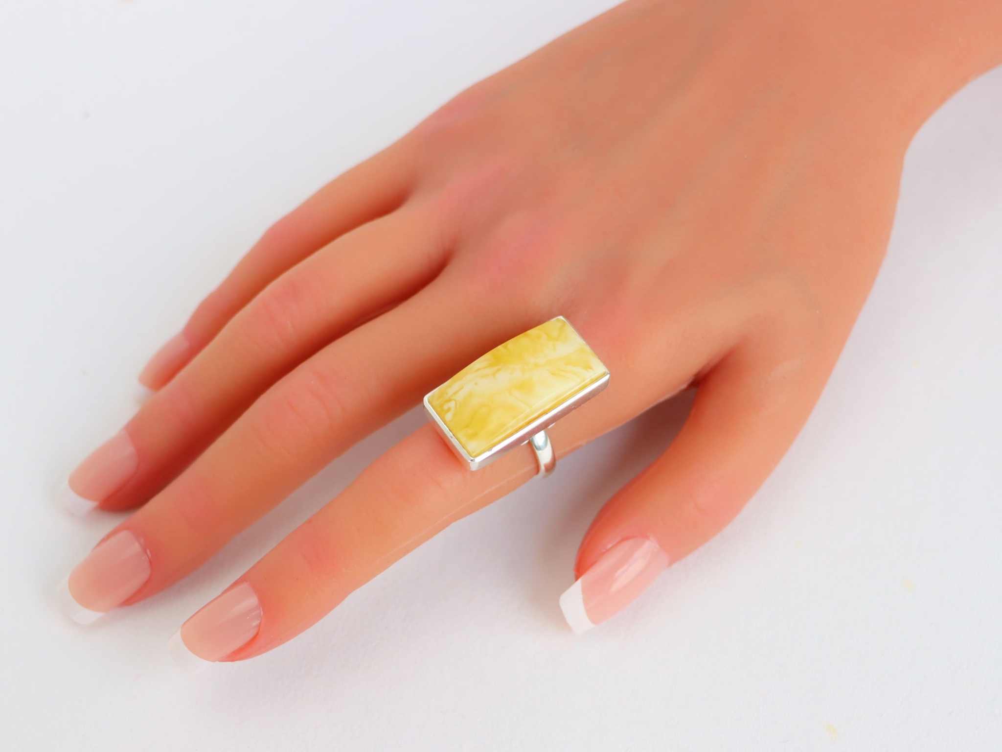 Natural Baltic Lemon and White Marbled Amber Statement Ring in 925 Sterling Silver