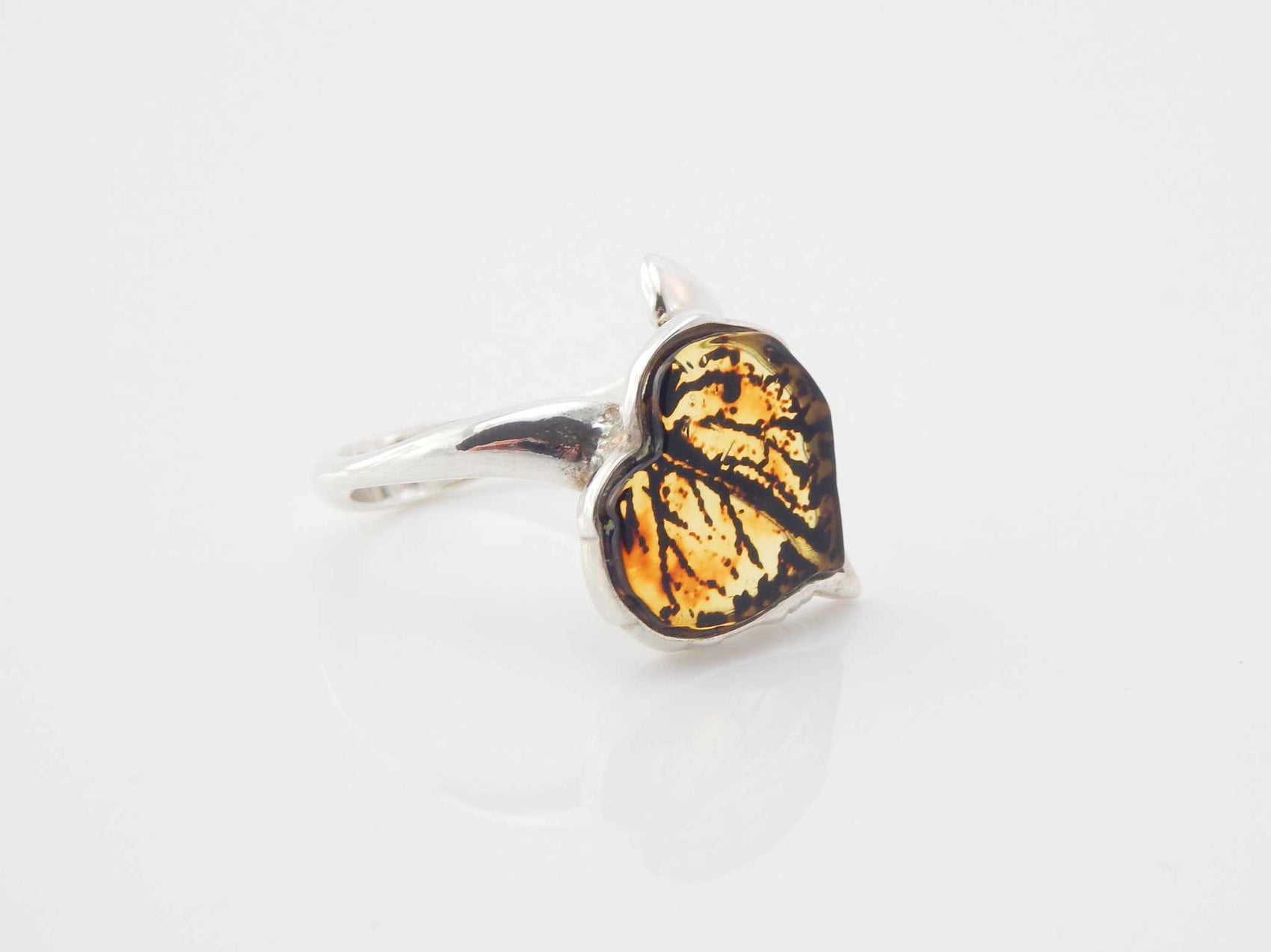 Natural Baltic Citrine Amber Laser Cut Oak Leaf Adjustable Ring - Jūratė Amber