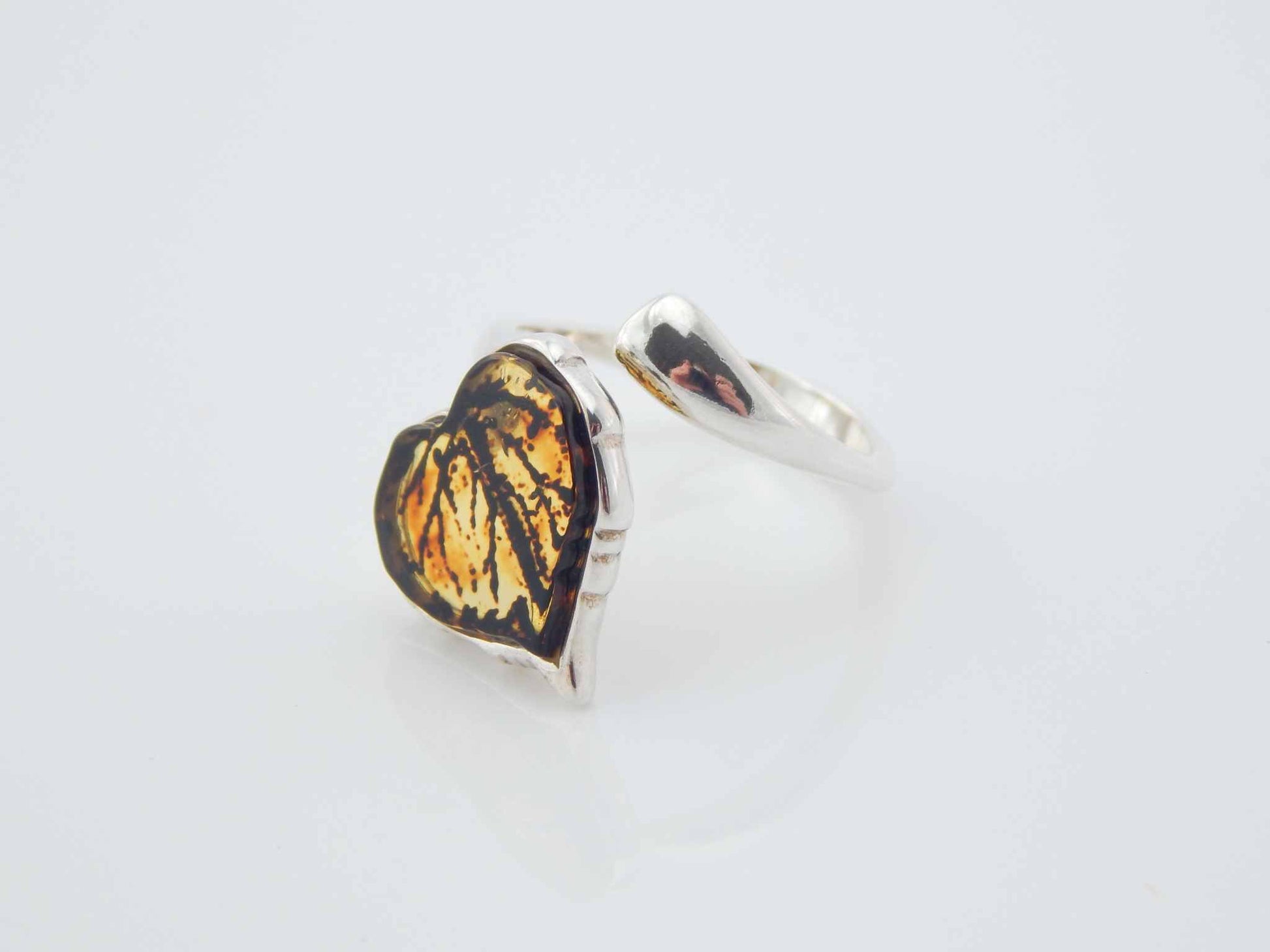 Natural Baltic Citrine Amber Laser Cut Oak Leaf Adjustable Ring - Jūratė Amber