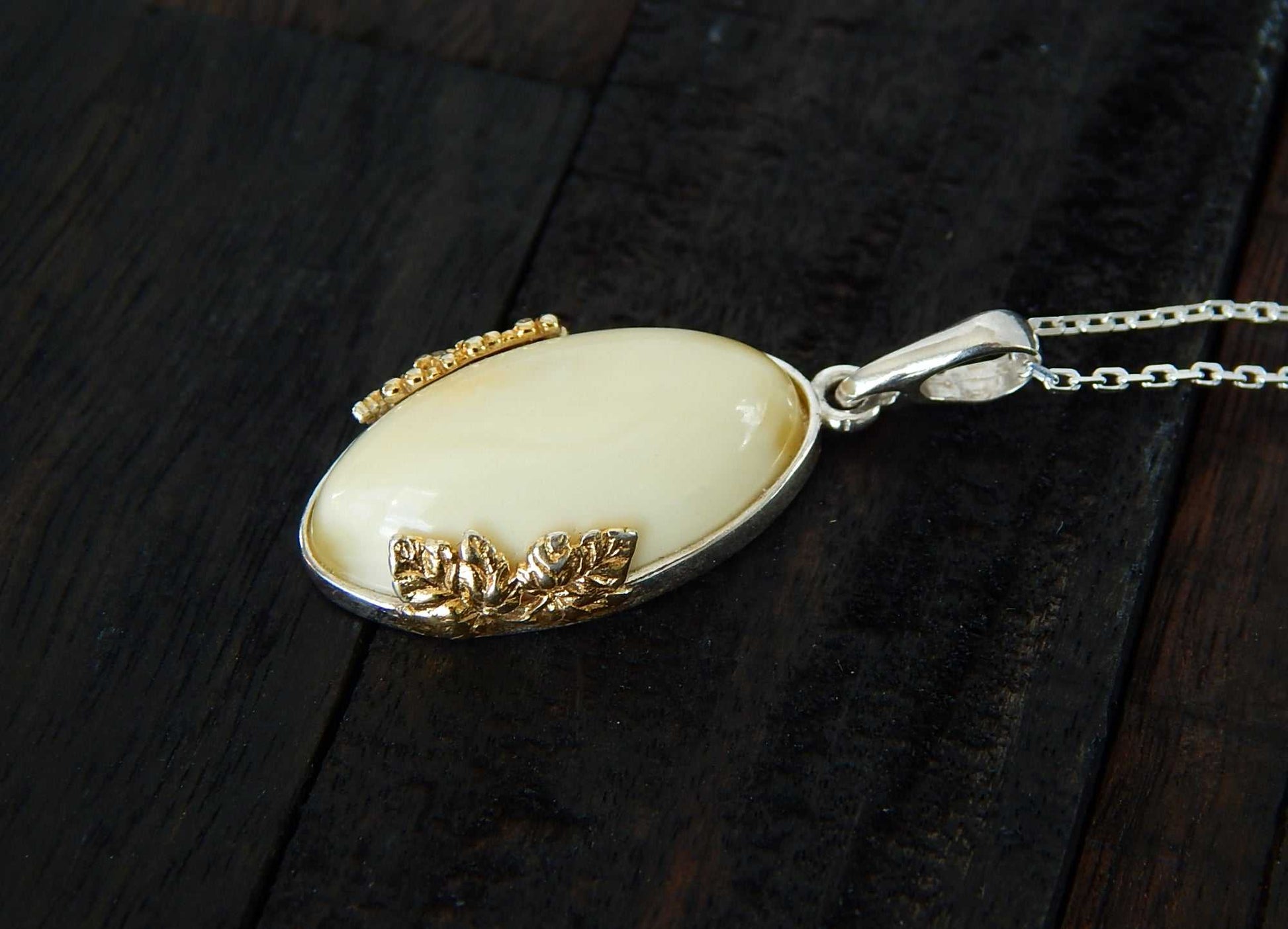 Natural Baltic White Amber 14K Gold Plated Grape Leaf Design Necklace - Jūratė Amber