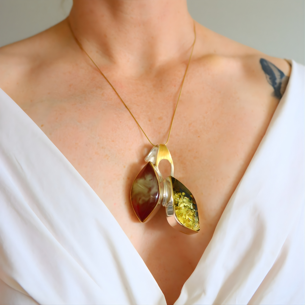 Tomosz Artszok Baltic Amber Necklace - Sterling Silver 14k Gold - Jūratė Amber