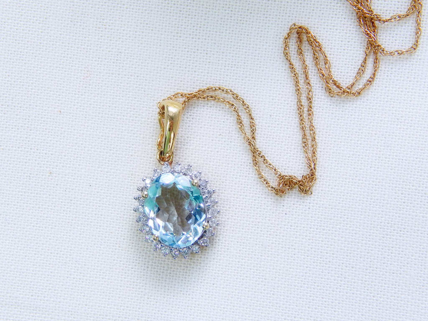 14K Yellow Gold Aquamarine Necklace in Diamond Halo