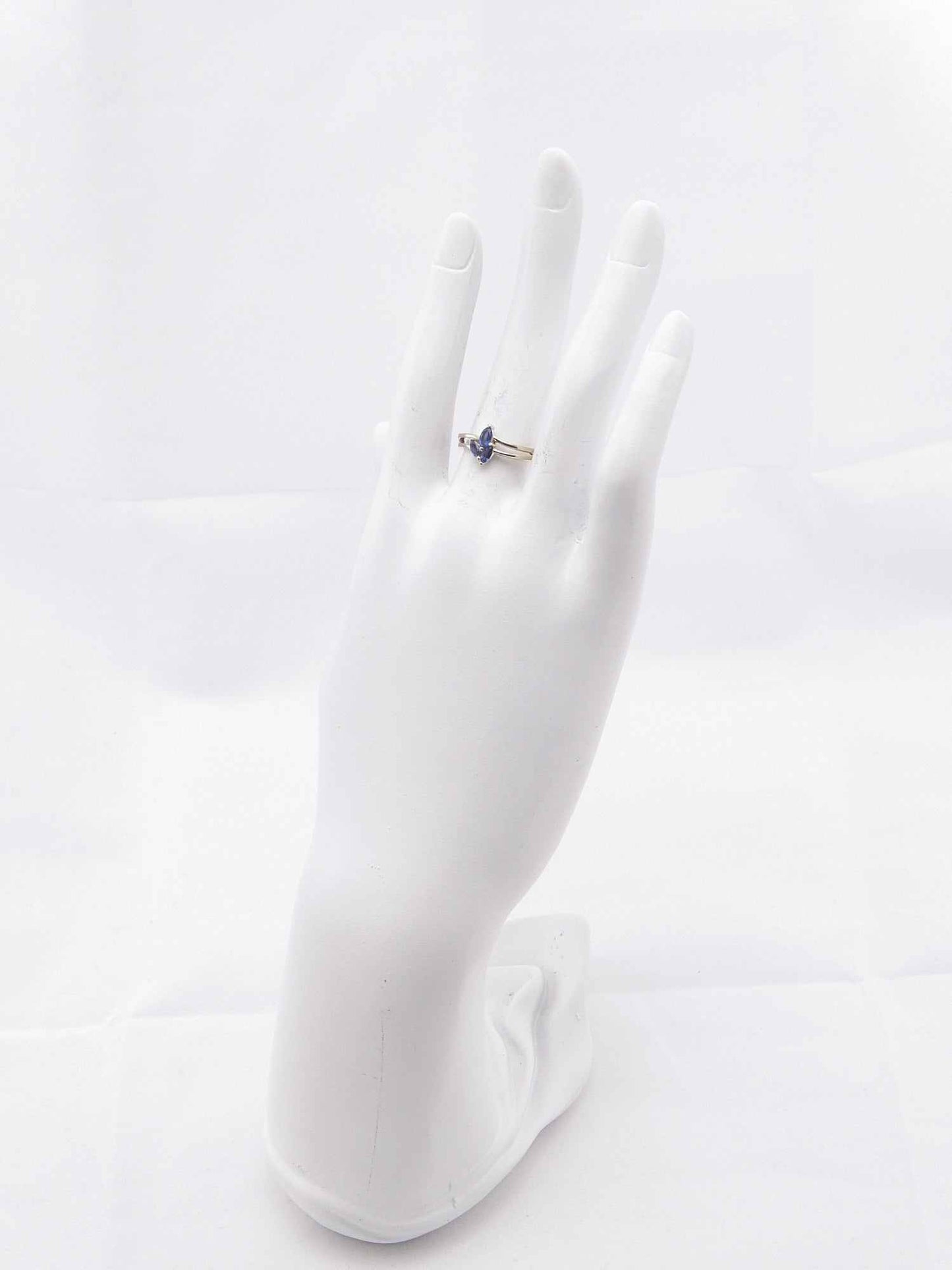 Genuine Kyanite Flower Ring in 925 Sterling Silver on mannequin hand.