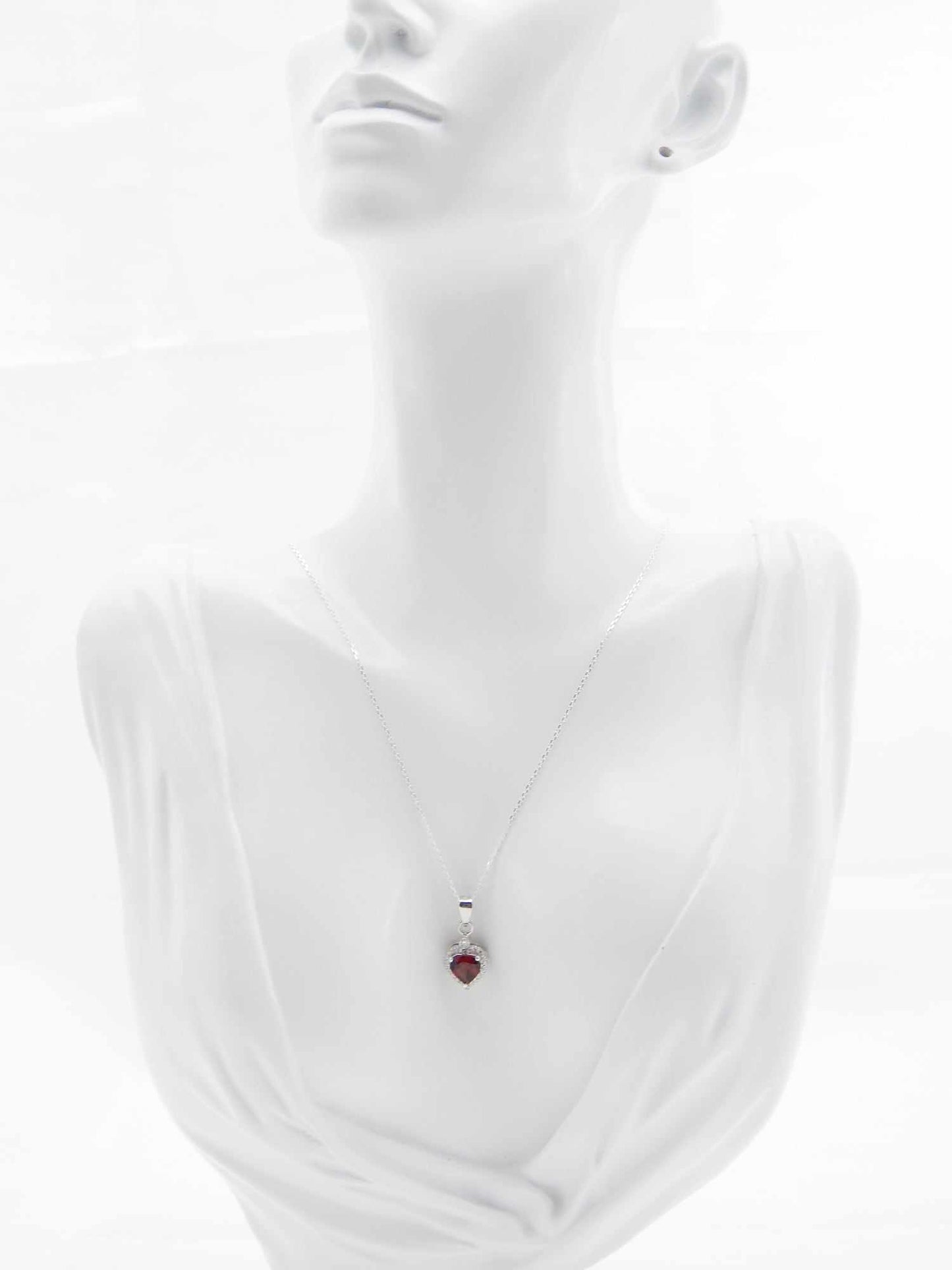 Natural Garnet and Diamond Heart Necklace in 925 Sterling Silver - Jūratė Amber